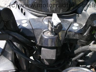 Kawasaki_ZZR_1100_C_ZXT10C_schwarz_150PS_-_wie__ZZ-R_1100_D_ZXT10D_GPZ_1100_ZXT10E_600_E_D_38.jpg