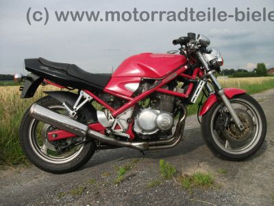 Suzuki_GSF_400_BANDIT_GK75B_rot_25kW_-_wie_GSF_GSX_600_750_F__144.jpg