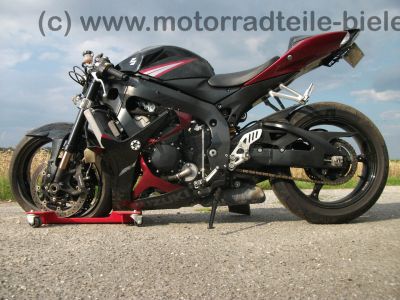 Suzuki_GSXR_GSX-R_750_K6_K7_GR7KA_2006_2007_110_kW_-_wie_GSXR_600_GSXR_1000_41.jpg