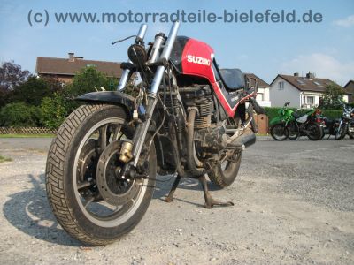 Suzuki_GSX_550_E_GN71D_schwarz-rot_CRASH_Motor_neu_-_wie_GSX_400_500_550_600_F_E_ES_EF_41.jpg