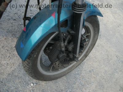 Suzuki_GSX_550_EF_GN71D_tuerkis_orig__Auspuff_-_wie_GSX_400_500_550_600_F_E_ES_EF_45.jpg