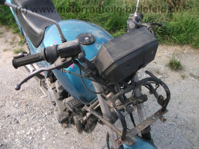 Suzuki_GSX_550_EF_GN71D_tuerkis_orig__Auspuff_-_wie_GSX_400_500_550_600_F_E_ES_EF_69.jpg