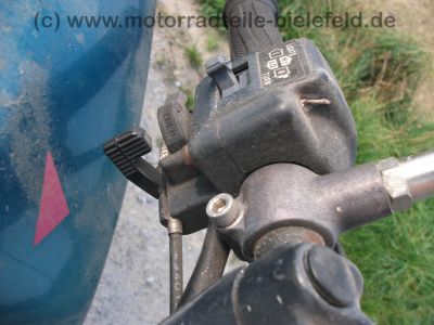 Suzuki_GSX_550_EF_GN71D_tuerkis_orig__Auspuff_-_wie_GSX_400_500_550_600_F_E_ES_EF_78.jpg