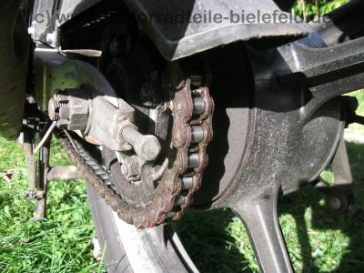 Kawasaki_GPZ_305_Kette_Typ_EX_305_A_rot_Auspuff_KHI_K_070_-_wie_GPz_Z_KZ_CSR_250_305_A_B_C_LTD_BD_Belt_Drive_48.jpg