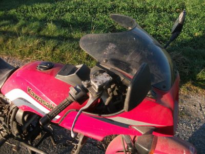 Kawasaki_GPZ_750_UT_rot_KZ_750_A1_A2_ZX_750_A_-_wie_Z_KZ_GPz_LTD_400_550_750_1100_UT_E_A_B_147.jpg