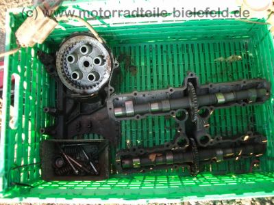 Kawasaki_GPZ_750_UT_rot_KZ_750_A1_A2_ZX_750_A_-_wie_Z_KZ_GPz_LTD_400_550_750_1100_UT_E_A_B_53.jpg