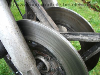 Suzuki_GS_550_D_nackt_Gussraeder_Giuliari_Sitzbank_-_wie_GS_400_500_550_750_B_C_D_E_ET_90.jpg
