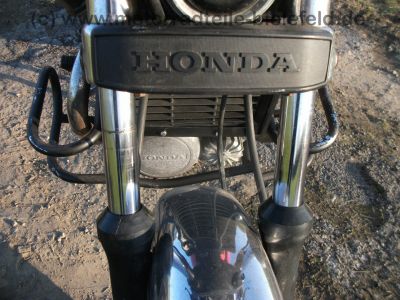 Honda_CX_500_C_PC01_rot_Custom_Chopper_orig__Auspuff_HM_449_462_1a_Chrom-Teile_52.jpg