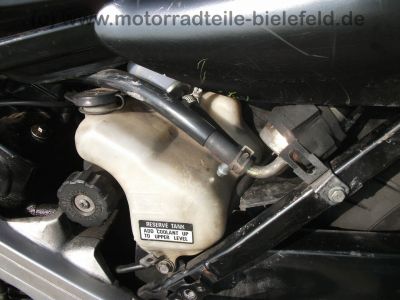 Honda_VFR_750_F_RC24_Street-Fighter_Street_Machines_Maske_Telefix_Lenker_Stahlflex_Bremsleitung_Einmann-Sitz_Joy-Tuning_Auspuff_4in1_aus_RC36_39.jpg