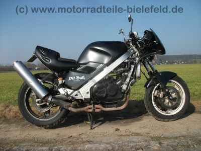 Honda_VFR_750_F_RC24_Street-Fighter_Street_Machines_Maske_Telefix_Lenker_Stahlflex_Bremsleitung_Einmann-Sitz_Joy-Tuning_Auspuff_4in1_aus_RC36_50.jpg