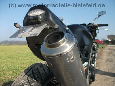 Honda_VFR_750_F_RC24_Street-Fighter_Street_Machines_Maske_Telefix_Lenker_Stahlflex_Bremsleitung_Einmann-Sitz_Joy-Tuning_Auspuff_4in1_aus_RC36_89.jpg