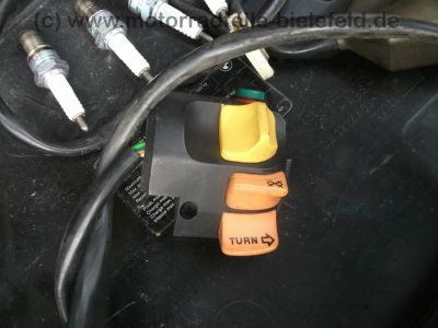 BMW_K_1100_LT_1__Hd__sturz_Koffer_Topcase_Radio_-_wie_BMW_K_75_100_1100_RS_S_RT_LT_97.jpg
