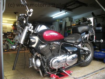 Suzuki_VL_800_Intruder_LC_VOLUSIA_Crash_Gepaecktraeger_mit_Koffer-System_-_wie_VS_VZ_VX_600_700_750_800_Marauder__78.jpg