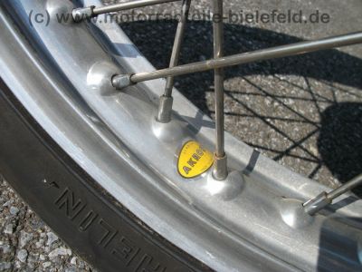 Moto_Guzzi_250_TS_ELETTRONICA_top_orig__6_759km_-_wie_Benelli_125_2C_SS_125_Benelli_250_2C_Moto_Guzzi_CO-UNO_125_Turismo_62.jpg
