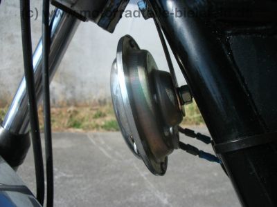 Moto_Guzzi_250_TS_ELETTRONICA_top_orig__6_759km_-_wie_Benelli_125_2C_SS_125_Benelli_250_2C_Moto_Guzzi_CO-UNO_125_Turismo_79.jpg