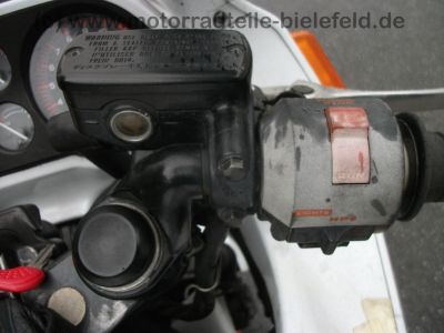 Honda_CBR_1000_F_SC21_original_weiss-rot_98kW_133PS_GIVI_Gepaecktraeger_-_wie_SC24_CBR_600_F_PC_19_23_21.jpg