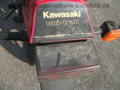 Kawasaki_GPZ_305_BD_Belt-Drive_Twin_rot_Kopfschaden_Riemen_OK_-_wie_KZ_Z_CSR_250_305_40.jpg