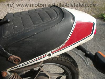 Suzuki_GSX_400_S_GK53C_weiss-rot_Wrack_-_wie_GSX_250_400_E_S_GK51C_GK53B_59.jpg