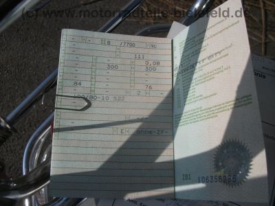 Vespa_125_ET4_Roller_Typ_M04_EZ01_silber-grau_Chrom_Sturzbuegel_vorn_und_hinten_Gepaecktraeger_gepflegt_60.jpg