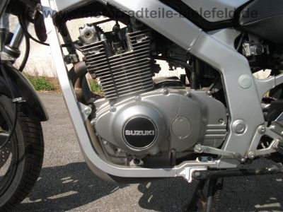 Suzuki_GS_500_E_JS1BK_schwarz_wie_neu_Front-Verkleidung_Motor_M502_-_wie_GS_500_E_U_EU_GM51A_GM51B_23.jpg