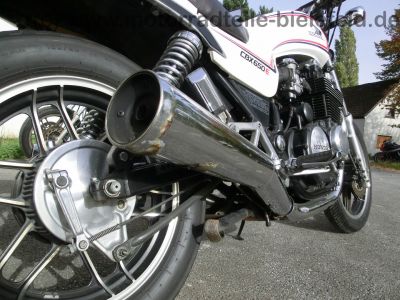 Honda_CBX_650_E_RC13_weiss_orig__Auspuff_HM_ME5_E_-_wie_CBX_550_750_F_F2_PC04_RC17_54.jpg