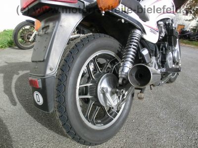 Honda_CBX_650_E_RC13_weiss_orig__Auspuff_HM_ME5_E_-_wie_CBX_550_750_F_F2_PC04_RC17_55.jpg