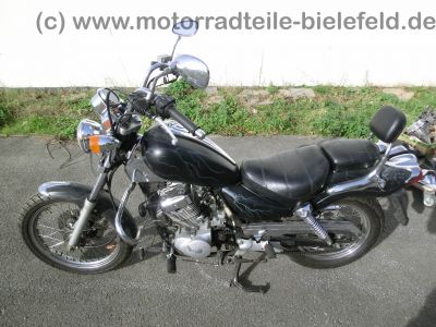 SYM_Husky_125_Chopper_komplett_Airbrush_2__Motor_-_wie_Kymco_Zing_125_Daelim_125_REX_125_Chopper_Cruiser_37.jpg