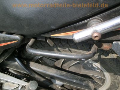 Yamaha_RD_250_LC_4L1_schwarz_-_wie_RD_RZ_TZ_125_250_350_LC_4L0_4L2_4L3_31L_31K_25.jpg