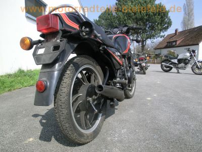 Yamaha_RD_250_LC_4L1_schwarz_-_wie_RD_RZ_TZ_125_250_350_LC_4L0_4L2_4L3_31L_31K_75.jpg