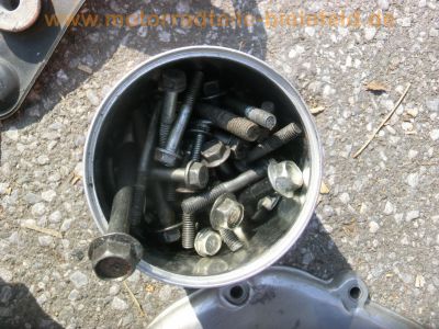 Suzuki_GS_550_E_neon-gelb_Ersatz-Teile_spares_spare_parts_-_wie_GS_400_500_750_850_1000_E_78.jpg