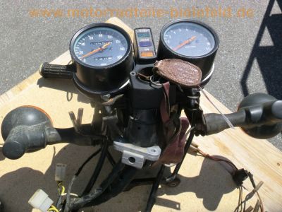 Kawasaki_KL_250_A_Klassik-Enduro_twin-shock_Ersatz-Teile_spares_-_wie_Z_KZ_200_A_250_LTD_78.jpg