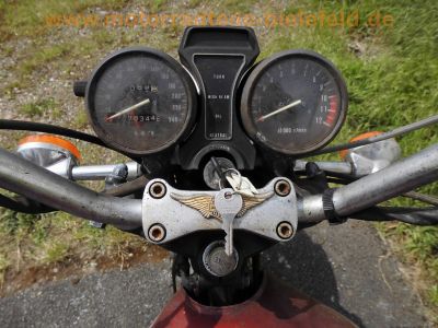 Suzuki_GS_550_L_Chopper_rot_Sturzbuegel_-_wie_GS_400_500_550_750_1000_D_E_T_L__43.jpg