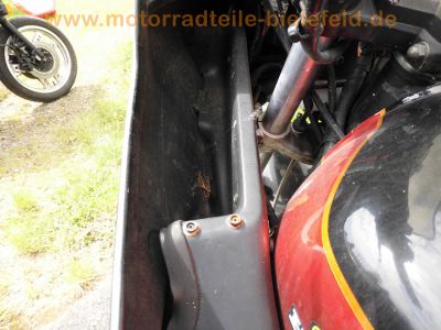 Honda_CB_750_F2_Boldor_RC04_rot-schwarz_in_SC01_Rahmen_Haensle_4-1_Auspuff_Stahlflex_-_wie_CB_900_F_F2_SC09_41.jpg