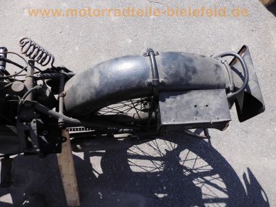 New_Imperial_NI_150_ccm_OHV_Modell_23_Bj__ca__1935_-_wie_250_350_500_Sport_Tourer_32.jpg