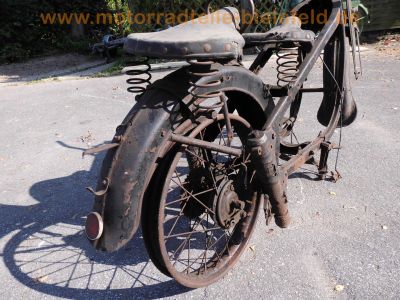 Puch_200_Oldtimer-Wrack_Bj__ca__1938_6PS_Doppelkolben-Motor_-_wie_Puch_125_150_175_220_250_350_SV_SGS_TL_TF_49.jpg