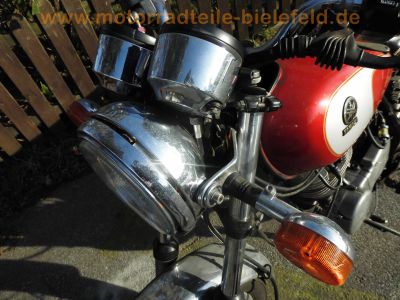 Yamaha_SR_500_48T_rot_Speichenraeder_Motor_laeuft_-_wie_SR_XT_250_500_1U6_2J4_35.jpg