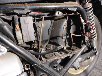 Honda_GL1000_LTD_rot_GL1_Goldwing_EZ1977_viel_Chrom_Extras_unverbastelt_77.jpg