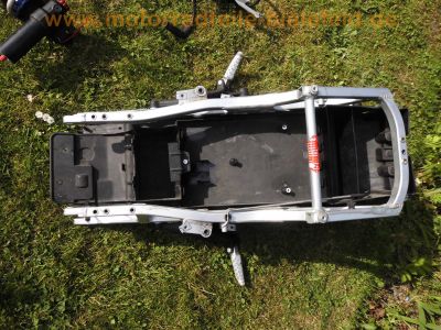 Aprilia_RSV_1000_Mille_RP_2003_Ersatzteile_spares_spare-parts_-_wie_Aprilia_RST_1000_Futura_Tuono_Falco_111.jpg