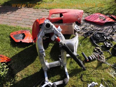 Aprilia_RSV_1000_Mille_RP_2003_Ersatzteile_spares_spare-parts_-_wie_Aprilia_RST_1000_Futura_Tuono_Falco_19.jpg