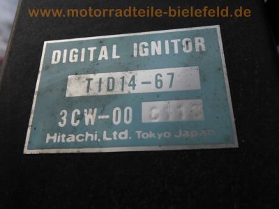 Yamaha_FJ1200_3CW_Superbike-Heck_mit_Sozius-Abdeckung_von_Wagner_Kunststofftechnik_DEVIL_4-1_Auspuff_-_wie_FJ_1100_47E_1XJ_3YA_37.jpg