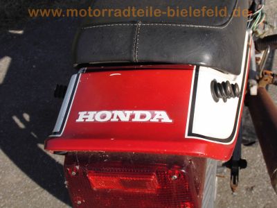 Honda_CBX_550_F_PC04_Wrack_für_Ersatzteile_Motor_Vergaser_Auspuff_Elektrik_4.jpg