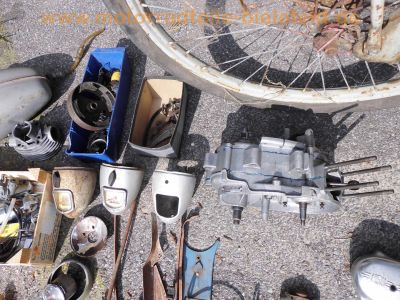 NSU_Quickly_50_3x_49ccm_Mofa_plus_Papiere_Betriebserlaubnis_Ersatzteile_Neuteile_Spezialwerkzeug_21.jpg