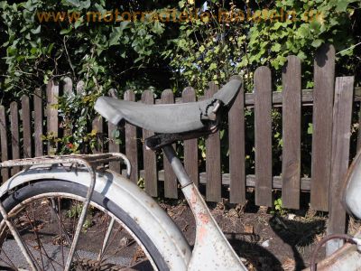 NSU_Quickly_50_3x_49ccm_Mofa_plus_Papiere_Betriebserlaubnis_Ersatzteile_Neuteile_Spezialwerkzeug_51.jpg