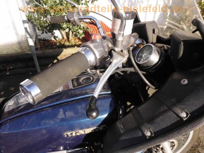 Honda_GL1000_Goldwing_blau_original_Auspuff_Vetter_Verkleidung_Sturzbuegel_Gepaecktraeger_Speichenraeder_gelochte_Bremsscheiben_King-Queen-Sitzbank_27.jpg