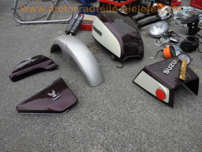 Suzuki_GS850GN_1979_Ur-Modell_Ersatzteile_spare-parts_Koffer_Elektrik_-_wie_GS650G_GS750E_GS550E_GS500E_39.jpg