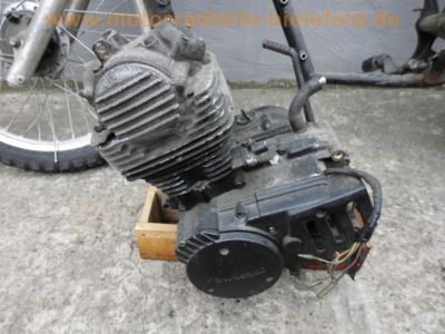 Kawasaki_KL250A_Oldtimer-Enduro_Crash_Ersatzteile_spare-parts_Motor_engine_moteur_-_wie_KZ_Z_200_250_53.jpg