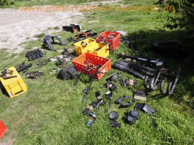 Kawasaki_GPZ1100UT_DFI_Einspritzer_Ersatzteile_spare-parts_ZX1100A_KZT10B_ZXT10A_ZXT10B_GPZ_Z_KZ_ZX_1000_1100_J_K_B1_B2_GP_ST_86.jpg