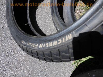 Suzuki_GSXR_750_K0_WVBD_1Hd_2x_Motor_2x_Renn-Verkeidung_2x_Radsatz_Tuning_SR-Racing_Titan-Auspuff_0083SR_Renn-Bereifung_Regen-Reifen_-_wie_GSX-R_GSXR_600_1000_K1_K2_K3_K4_K5_104.jpg