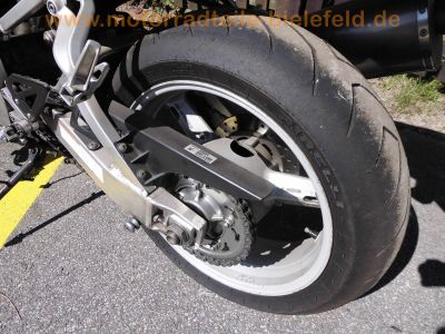 Suzuki_GSXR_750_K0_WVBD_1Hd_2x_Motor_2x_Renn-Verkeidung_2x_Radsatz_Tuning_SR-Racing_Titan-Auspuff_0083SR_Renn-Bereifung_Regen-Reifen_-_wie_GSX-R_GSXR_600_1000_K1_K2_K3_K4_K5_185.jpg