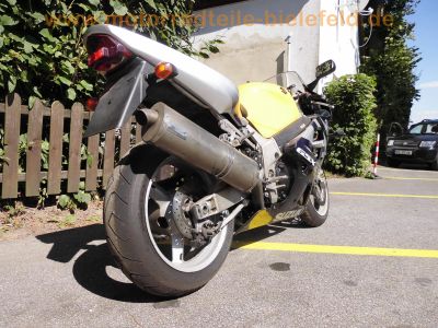 Suzuki_GSXR_750_K0_WVBD_1Hd_2x_Motor_2x_Renn-Verkeidung_2x_Radsatz_Tuning_SR-Racing_Titan-Auspuff_0083SR_Renn-Bereifung_Regen-Reifen_-_wie_GSX-R_GSXR_600_1000_K1_K2_K3_K4_K5_198.jpg